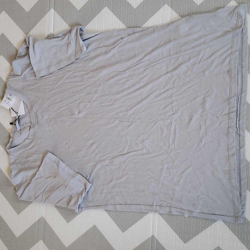 Men's John Elliot crewneck Tee Main Line Size L Large  Made in USA MOON color